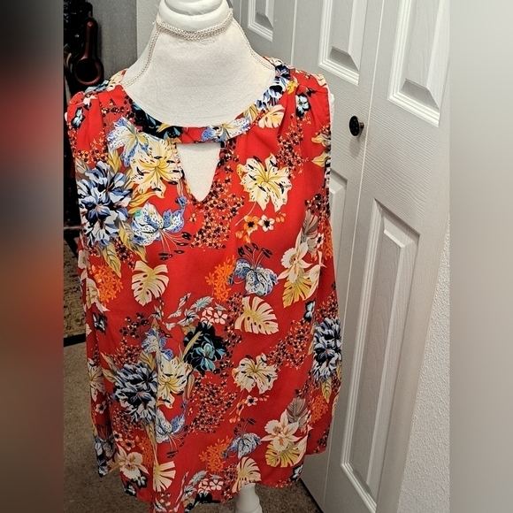 Collective Concepts Floral Blouse With Keyholes Size XXL - Picture 4 of 6